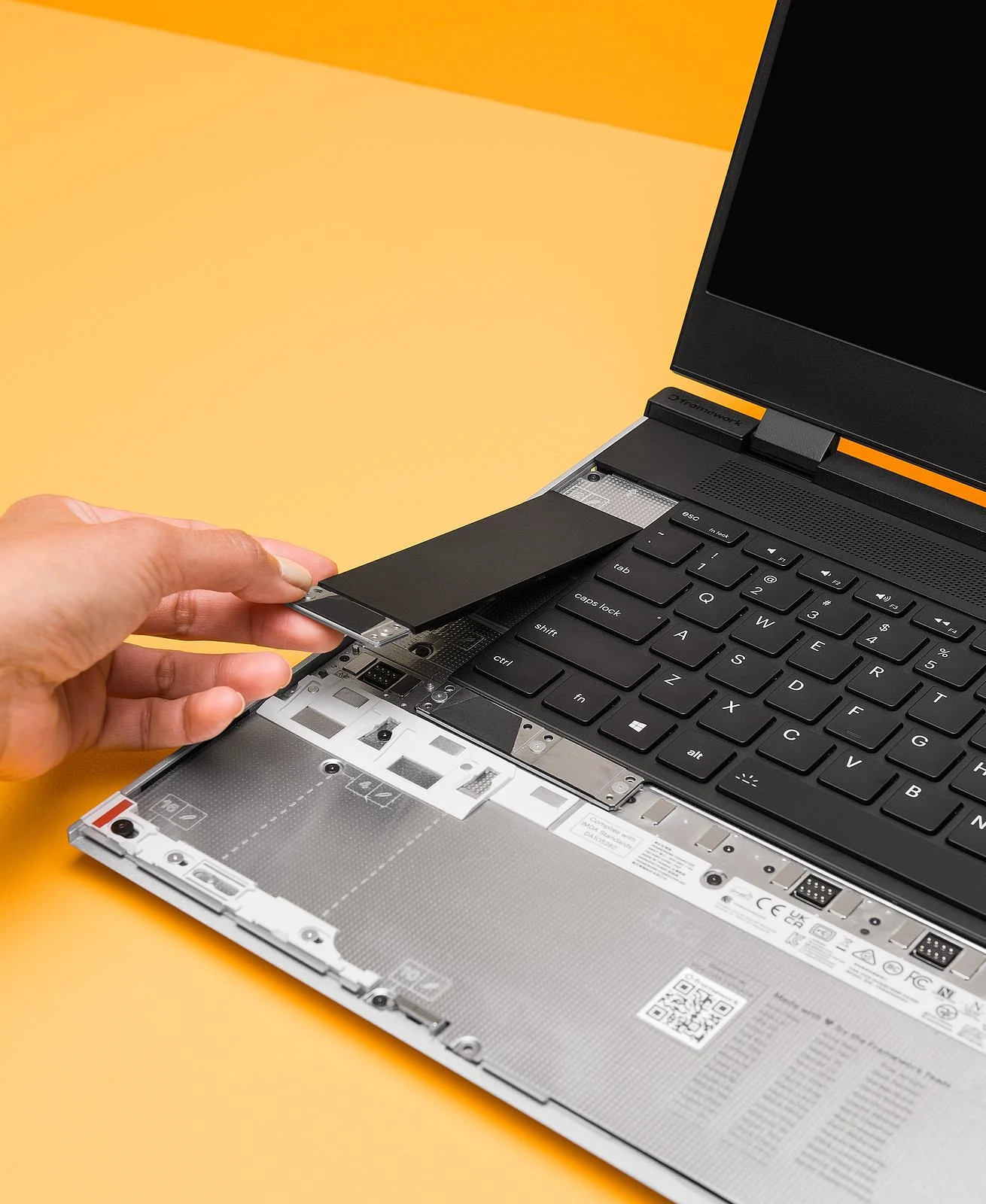 Framework Laptop 16 Spacer