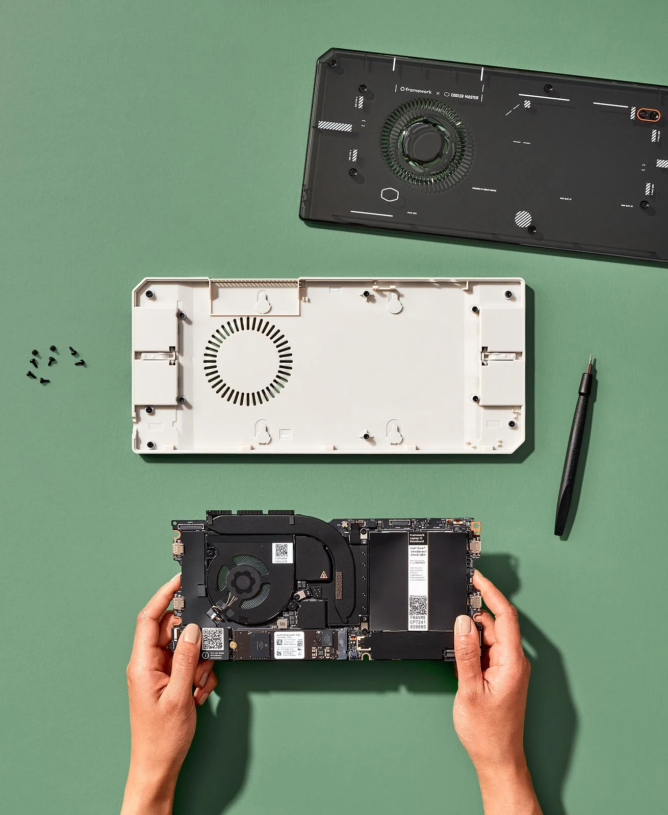 Framework Laptop 13 Cooler Master Mainboard Case and Mainboard (12th Gen Intel® Core™) Kit